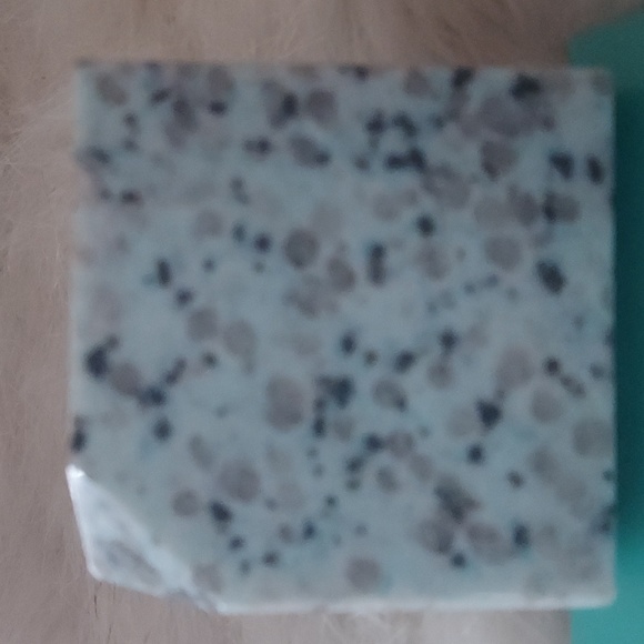 Kiwi Jasper Healing Crystal - Picture 3 of 3